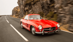 Read more about the article Unveiling the Legend | Exploring the Mercedes-Benz 300SL Gullwing Coupe (1954-1957)